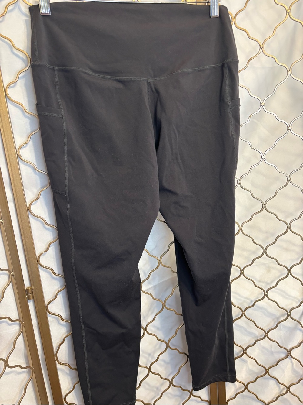Colorfulkoala Women's High-Waist Black Cropped Active Leggings Sz XL - Picture 6 of 8